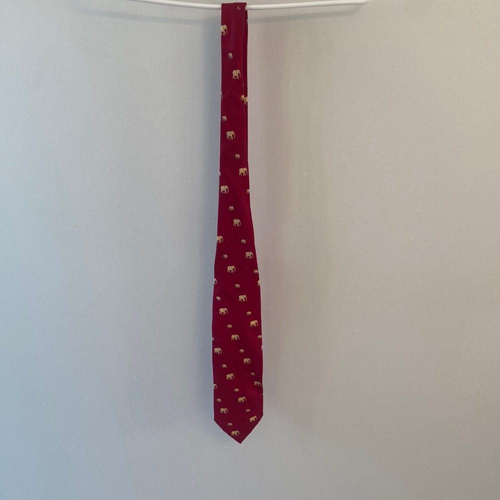 Shemoy Red Soft Silk Elephant Tie